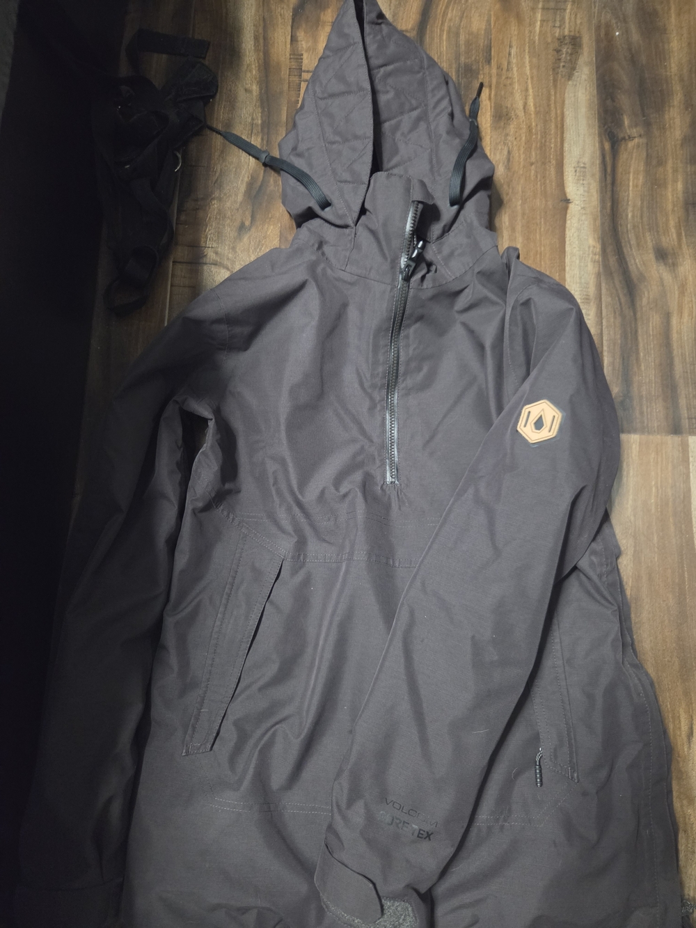 Volcom Womens Tunic Hooded Ski Jacket Gortex